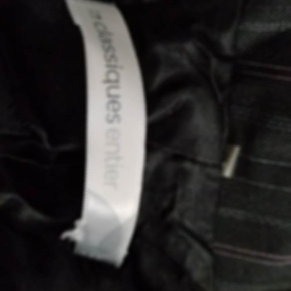 Blazer - Picture 3 of 3